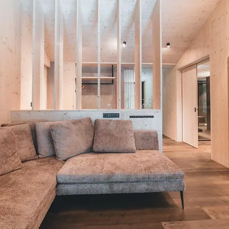 Lodge Luxury *