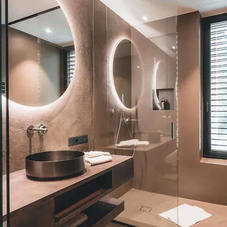 Lodge Luxury *
