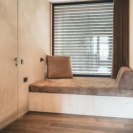 Luxury Lodge