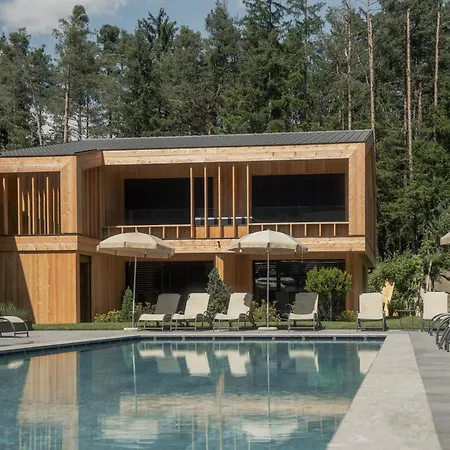 Luxury Lodge